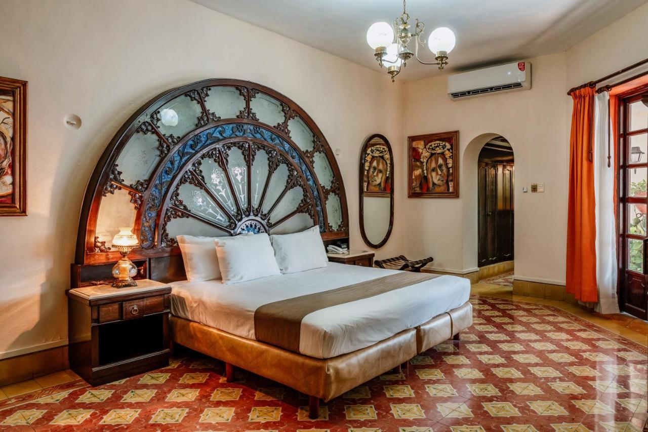 Casa Del Balam Merida Exterior photo A room at the hotel