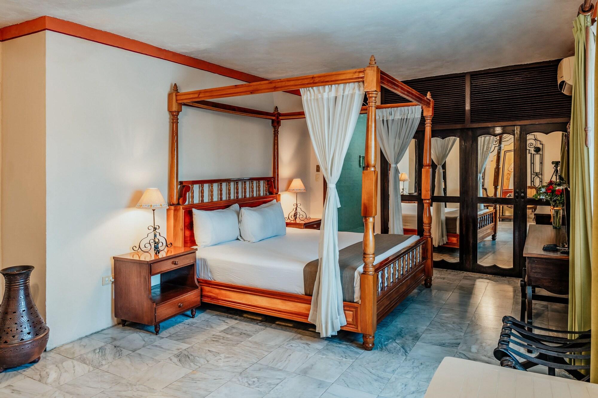 Casa Del Balam Merida Exterior photo A bedroom at the hotel