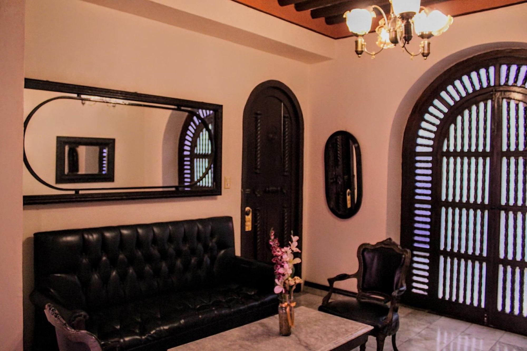 Casa Del Balam Merida Exterior photo The lobby of the hotel